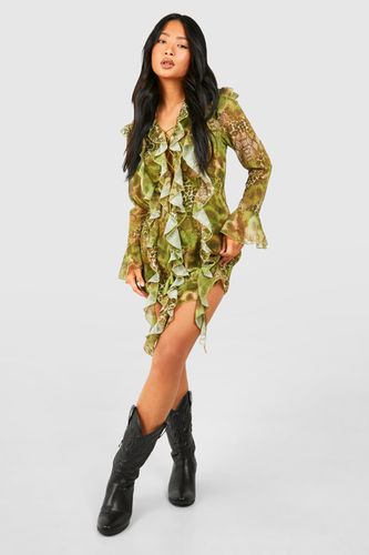 Womens Petite Snake Print Ruffle Boho Mini Dress - - 12 - boohoo - Modalova