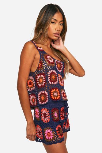 Womens Premium Patchwork Crochet Crop Top - - L - boohoo - Modalova