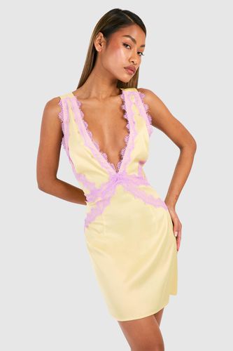Womens Lace Trim Satin Mini Slip Dress - - 10 - boohoo - Modalova