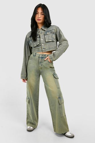 Womens Petite Vintage Wash Cargo Jeans - - 10 - boohoo - Modalova