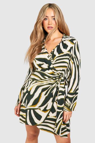 Womens Plus Printed Wrap Shirt Dress - - 18 - boohoo - Modalova