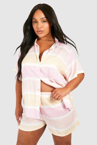 Womens Plus Textured Short Sleeve Shirt & Short Co Ord - - 18 - boohoo - Modalova