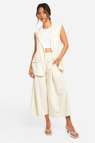 Womens Tonal Pinstripe Wide Leg Culottes - - 14 - boohoo - Modalova