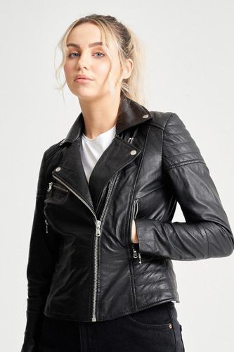 Womens Petite Textured Leather Biker - - 10 - NastyGal UK (+IE) - Modalova