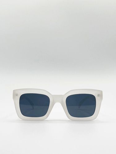 Oversized Matte Crystal Frame Cateye Sunglasses - - One Size - SVNX - Modalova