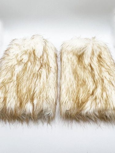 Womens Faux Fur Leg Warmers and White - One Size - SVNX - Modalova