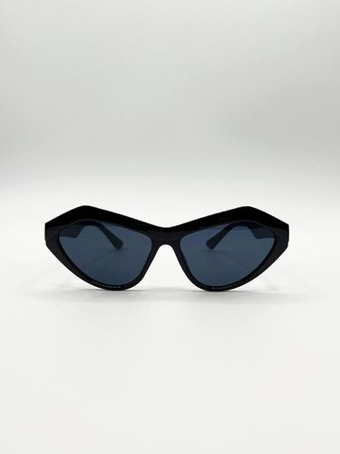 Womens Vintage Style Angular Sunglasses in - One Size - SVNX - Modalova