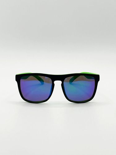 Matte Wayfarer Sunglasses With Blue Mirrored Lens - One Size - SVNX - Modalova