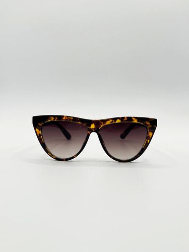 Womens Flat Top Round Sunglasses in Tortoise - - One Size - SVNX - Modalova