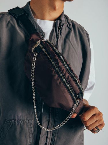 Nylon Bum Bag with Chain Detail - - One Size - SVNX - Modalova