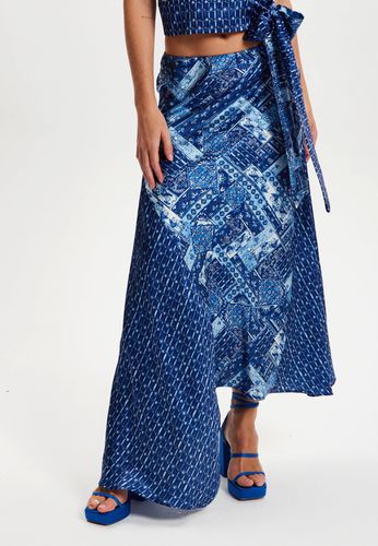 Womens Scarf Print Asymmetric Skirt - - 8 - NastyGal UK (+IE) - Modalova