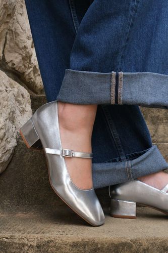Womens 'Oslo' Low Block Heel With Strap And Square Toe - - 7 - NastyGal UK (+IE) - Modalova