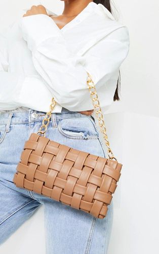 Womens Tan Oversized Weave With Gold Chain Shoulder Bag - - One Size - NastyGal UK (+IE) - Modalova