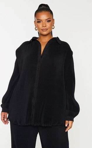 Womens Plus  Plisse Button Front Oversized Shirt - 22 - NastyGal UK (+IE) - Modalova