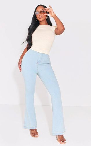 Womens Shape Light Wash Split Hem Detail Flared Jeans - 10 - NastyGal UK (+IE) - Modalova