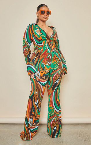 Womens Plus Abstract Print Chiffon Flare Trousers - 30 - NastyGal UK (+IE) - Modalova