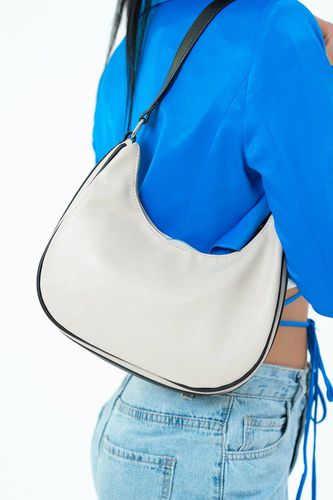Womens Curved Shoulder Bag - - One Size - NastyGal UK (+IE) - Modalova