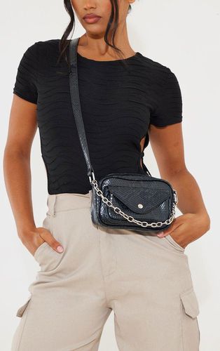 Womens Snake Print Chain Detail Cross Body Bag - One Size - NastyGal UK (+IE) - Modalova