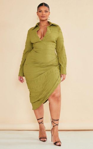 Womens Plus Olive Textured Ruched Side Midi Shirt Dress - - 30 - NastyGal UK (+IE) - Modalova