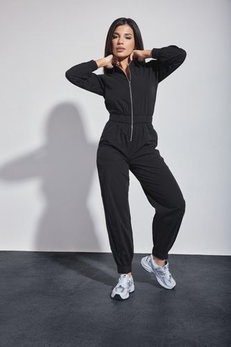 Womens Petite Zip Front Jumpsuit - - 10 - NastyGal UK (+IE) - Modalova