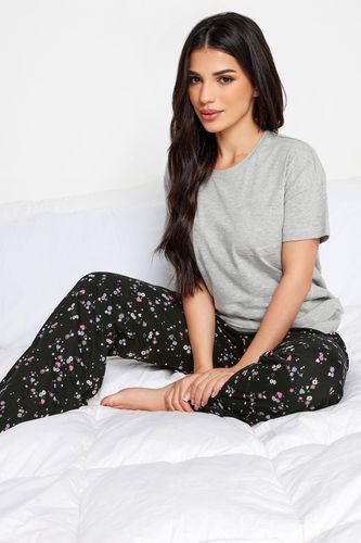 Womens Petite Printed Pyjama Set - - 6-8 - NastyGal UK (+IE) - Modalova