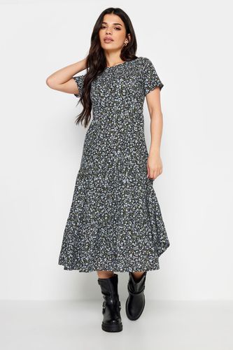 Womens Petite Printed Tiered Midi Dress - - 12 - PixieGirl - Modalova