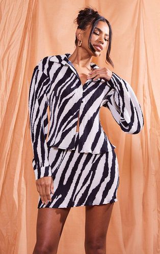 Womens Zebra Print Plisse Button Up Fitted Shirt - - 12 - NastyGal UK (+IE) - Modalova