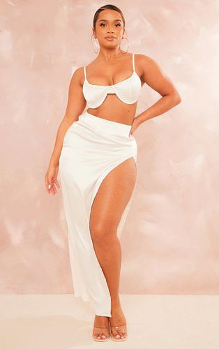 Womens Shape Cream Satin Split Side Maxi Skirt - - 10 - NastyGal UK (+IE) - Modalova