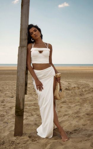 Womens Premium Cream Textured Extreme Split Maxi Skirt - - 16 - NastyGal UK (+IE) - Modalova