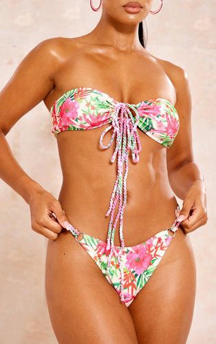 Womens Oversized Leaf Textured Bikini Bottoms - 10 - NastyGal UK (+IE) - Modalova