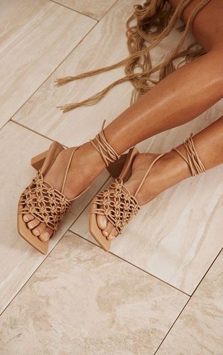 Womens Stone PU Wide Fit Square Toe Woven Lace Block Heeled Sandals - - 5 - NastyGal UK (+IE) - Modalova