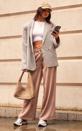 Womens Taupe Premium Pleat Front Straight Leg Tailored Trousers - - 10 - NastyGal UK (+IE) - Modalova
