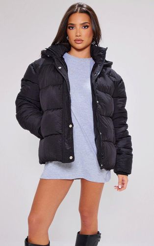 Womens Petite Hooded Puffer Jacket - 8 - NastyGal UK (+IE) - Modalova