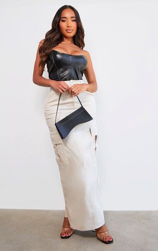 Womens Shape Stone Buckle Detail Cargo Maxi Skirt - - 8 - NastyGal UK (+IE) - Modalova