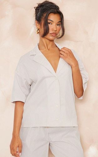 Womens Stone Pinstripe Oversized Short Sleeve Shirt - - 12 - NastyGal UK (+IE) - Modalova