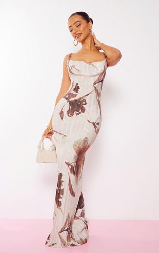Womens Petite Floral Printed Plisse Cowl Neck Maxi Dress - 2 - NastyGal UK (+IE) - Modalova