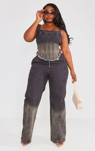 Womens Plus Washed Zip Front Denim Jeans - 28 - NastyGal UK (+IE) - Modalova