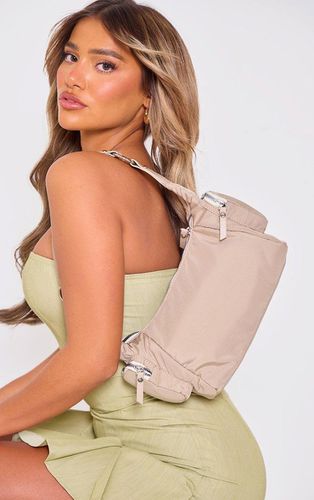 Womens Zip Nylon Shoulder Bag - One Size - NastyGal UK (+IE) - Modalova