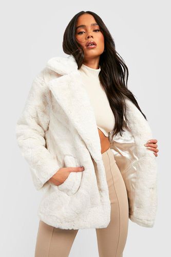 Womens Petite Oversized Collar Luxe Faux Fur Coat - - 10 - boohoo - Modalova
