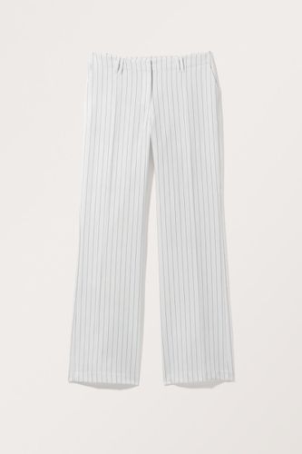 Tief Sitzende Elegante Bootcut-Hose - Weiß - Monki - Modalova