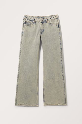 Jeans Imoo Mit Weitem Bein Und Niedrigem Bund - Beige Blau - Monki - Modalova