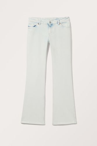 Wakumi Bootcut-Jeans Mit Niedrigem Bund - Blau - Monki - Modalova