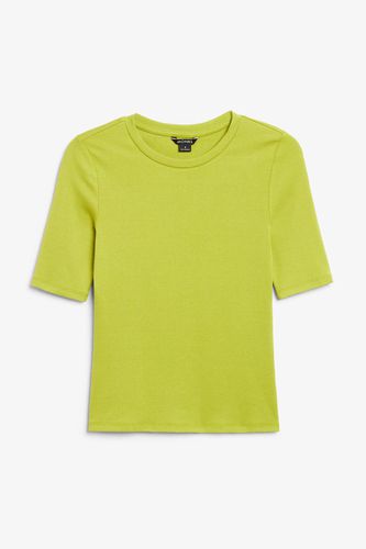 Weiches Körpernahes T-Shirt - Grün - Monki - Modalova