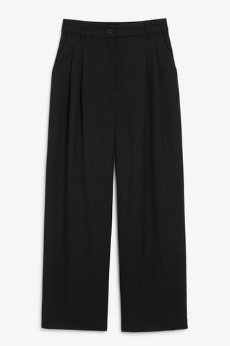 Hochtaillierte Hose Mit Weitem Bein - Monki - Modalova