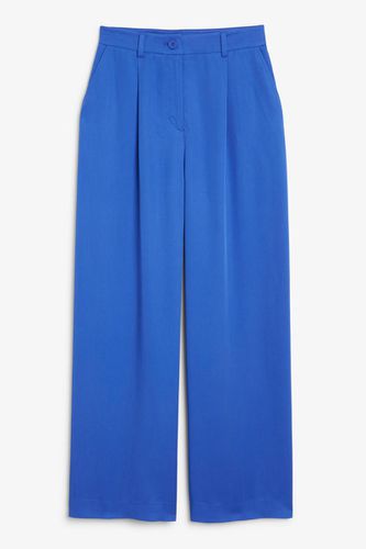 Hochtaillierte Leichte Hose Mit Weitem Bein - Blau - Monki - Modalova