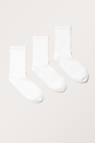 Gerippte Socken Im 3Er-Pack - Weiß - Monki - Modalova