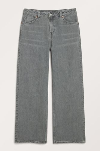 Tief Sitzende Jeans Naoki Mit Lockerer Passform - Monki - Modalova