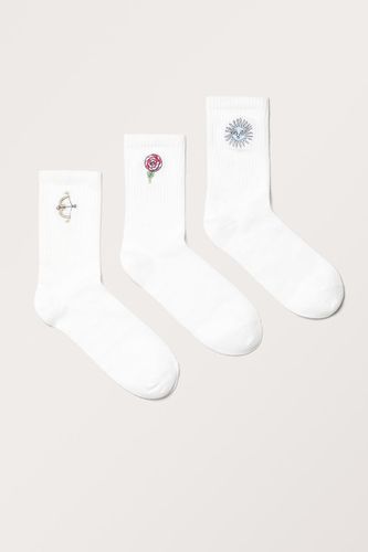 Er-Pack Bestickte Socken - Weiß - Monki - Modalova