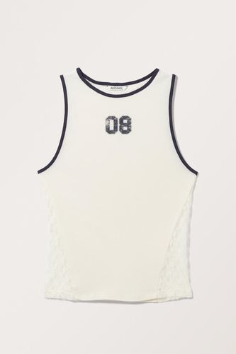 Schmales Tanktop Mit Spitzeneinsätzen - Monki - Modalova