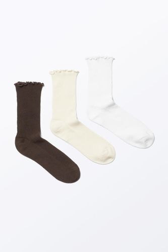 Er-Pack Socken Mit Rüschen - Mehrfarbig - Monki - Modalova